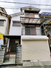 大東市明美の里町、中古一戸建ての画像です