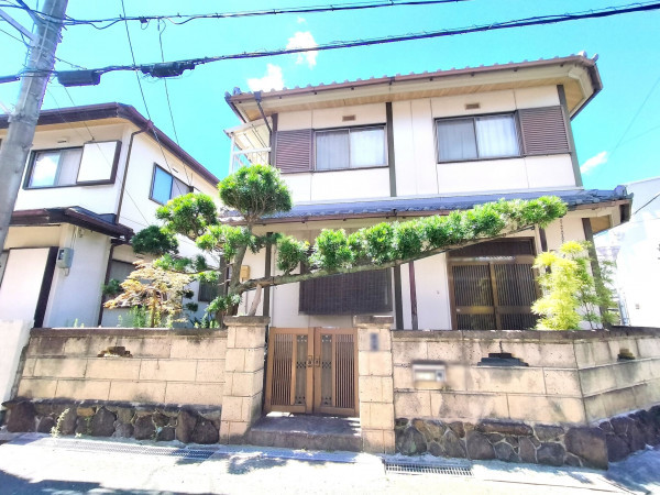 大東市泉町、中古一戸建ての画像です
