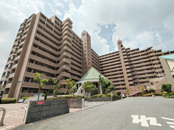 大東市朋来、マンションの画像です