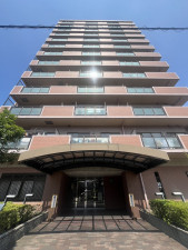 大阪市鶴見区緑、マンションの画像です