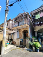 大東市西楠の里町、中古一戸建ての画像です