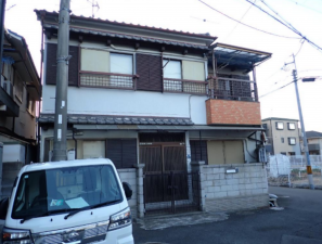 大東市津の辺町、中古一戸建ての画像です