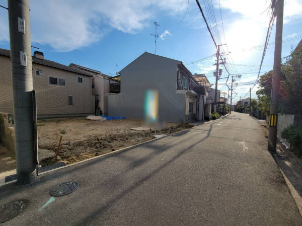 大東市中楠の里町、土地の画像です