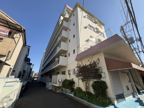 大東市諸福、マンションの画像です