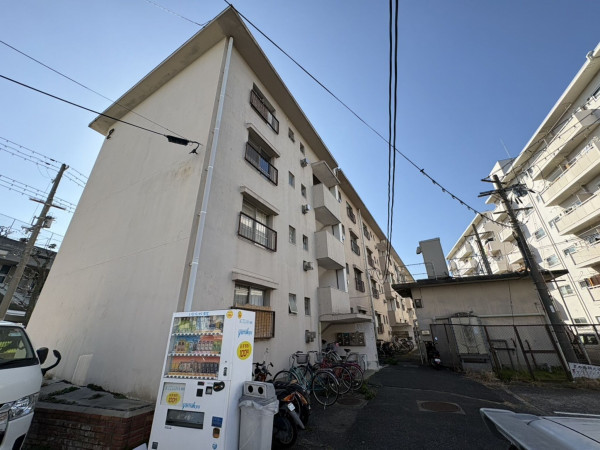 大東市諸福、マンションの画像です