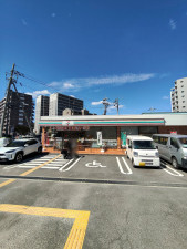 大阪市鶴見区浜、収益物件/マンションのコンビニ画像です