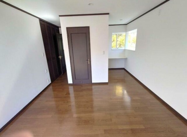 仙台市泉区館、中古一戸建ての画像です