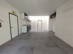 仙台市青葉区川平、中古一戸建ての居間画像です