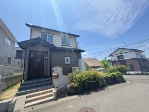 仙台市青葉区錦ケ丘、中古一戸建ての画像です