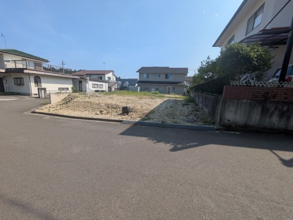 仙台市泉区長命ケ丘、土地の画像です