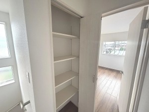 仙台市泉区泉ケ丘、新築一戸建ての画像です