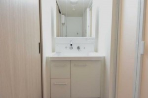 仙台市泉区市名坂、マンションの画像です