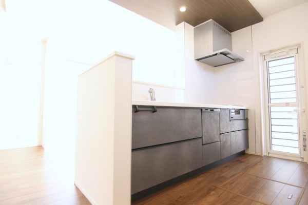 仙台市泉区寺岡、新築一戸建ての画像です