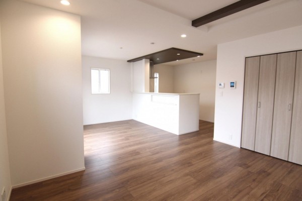 仙台市泉区鶴が丘、新築一戸建ての画像です