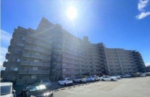 仙台市泉区市名坂、マンションの画像です