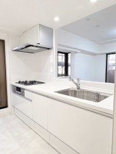 仙台市泉区泉中央、マンションの画像です