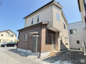 静岡市駿河区向敷地、中古一戸建ての外観画像です