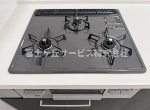 静岡市駿河区中島、新築一戸建てのキッチン画像です