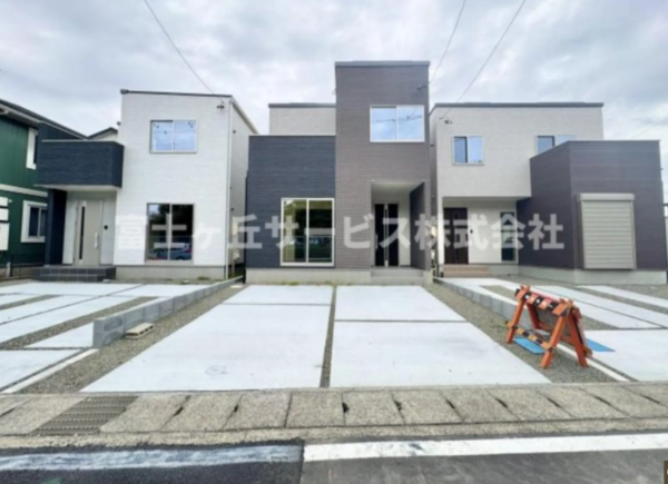 静岡市駿河区中島、新築一戸建ての外観画像です