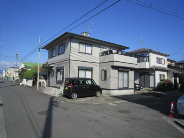 静岡市駿河区中島、中古一戸建ての外観画像です