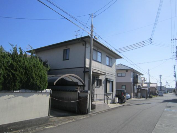 静岡市駿河区中島、中古一戸建ての外観画像です