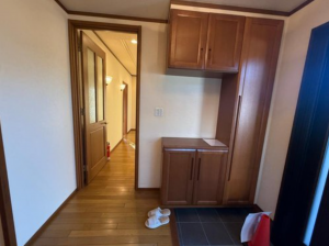 静岡市駿河区池田、中古一戸建ての玄関画像です