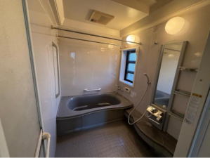 静岡市駿河区池田、中古一戸建ての風呂画像です