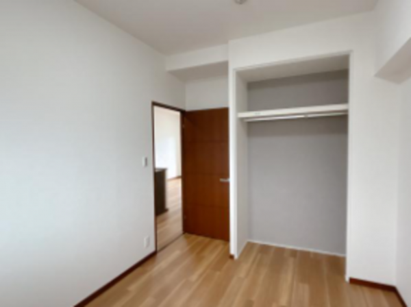 静岡市駿河区丸子新田、マンションの内装画像です