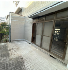 静岡市駿河区聖一色、中古一戸建ての玄関画像です