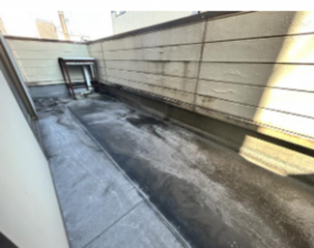 静岡市駿河区聖一色、中古一戸建てのバルコニー画像です