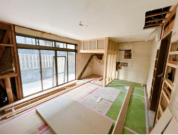 静岡市駿河区聖一色、中古一戸建ての内装画像です