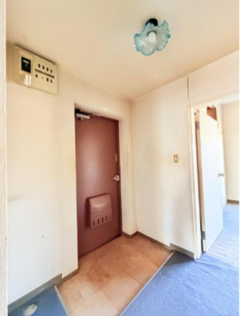 静岡市駿河区馬渕、マンションの玄関画像です