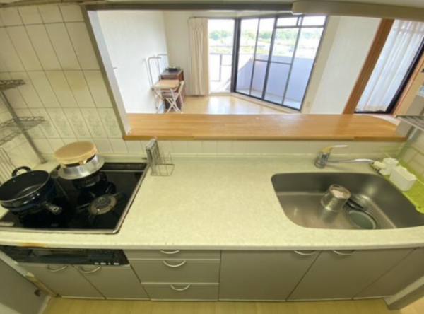 静岡市駿河区桃園町、マンションのキッチン画像です