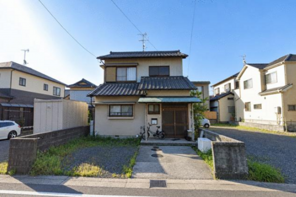 静岡市駿河区用宗、中古一戸建ての外観画像です
