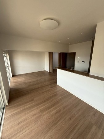 京都市南区久世大薮町、マンションの画像です