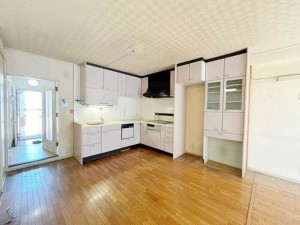 京都市伏見区深草出羽屋敷町、マンションの画像です