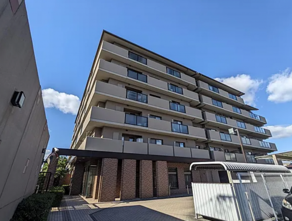 京都市伏見区三栖町、マンションの画像です