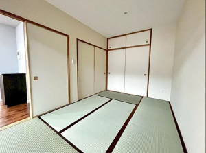 京都市伏見区醍醐大構町、マンションの画像です