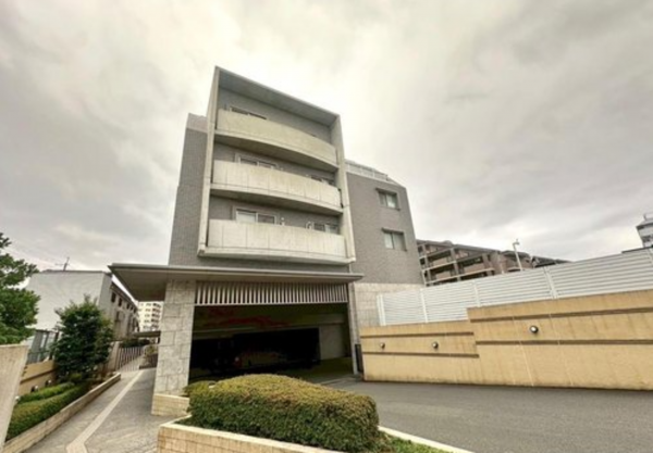 京都市伏見区醍醐大構町、マンションの画像です