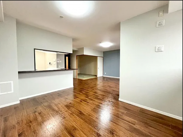 京都市伏見区醍醐大構町、マンションの画像です