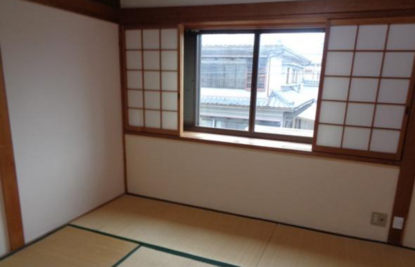 京都市伏見区醍醐岸ノ上町、中古一戸建ての画像です