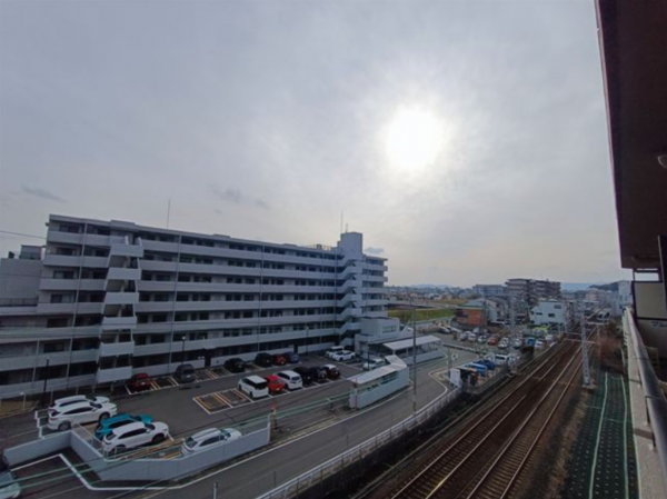 京都市伏見区桃山町丹後、マンションの画像です
