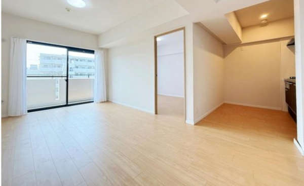 京都市伏見区桃山町丹後、マンションの画像です