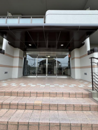京都市伏見区石田大山町、マンションの画像です
