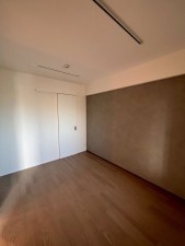 京都市右京区、マンションの寝室画像です