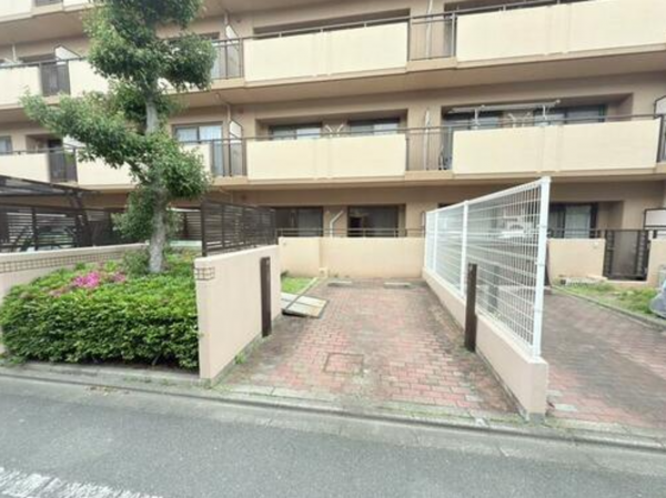 京都市南区唐橋赤金町、マンションの画像です