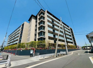 京都市南区久世上久世町、マンションの画像です