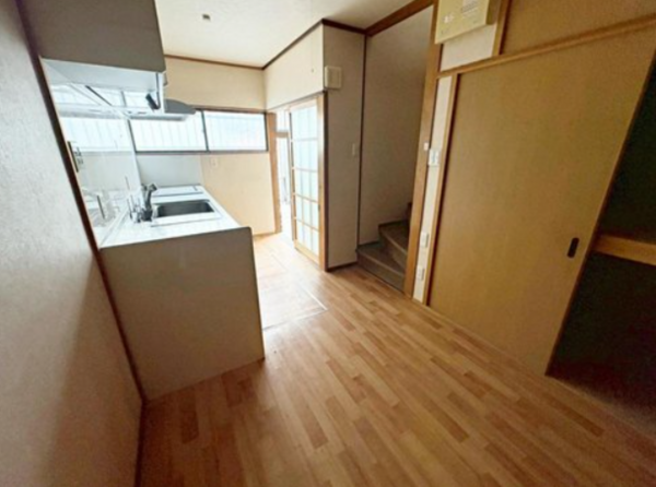 京都市伏見区深草寺内町、中古一戸建ての画像です