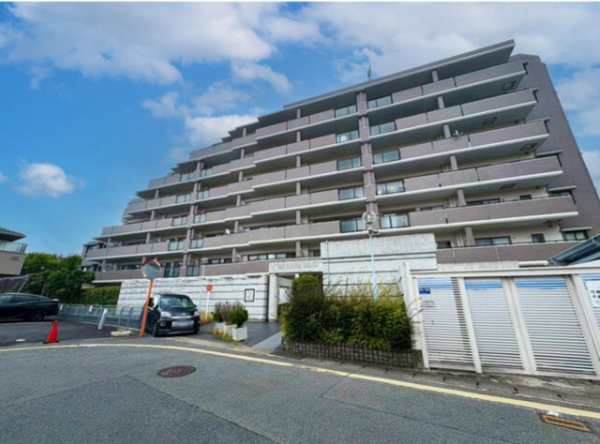 京都市伏見区醍醐平松町、マンションの画像です
