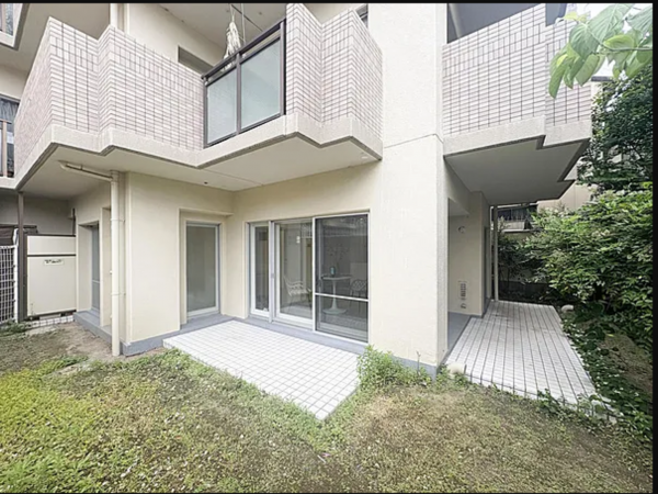京都市伏見区深草関屋敷町、マンションの画像です